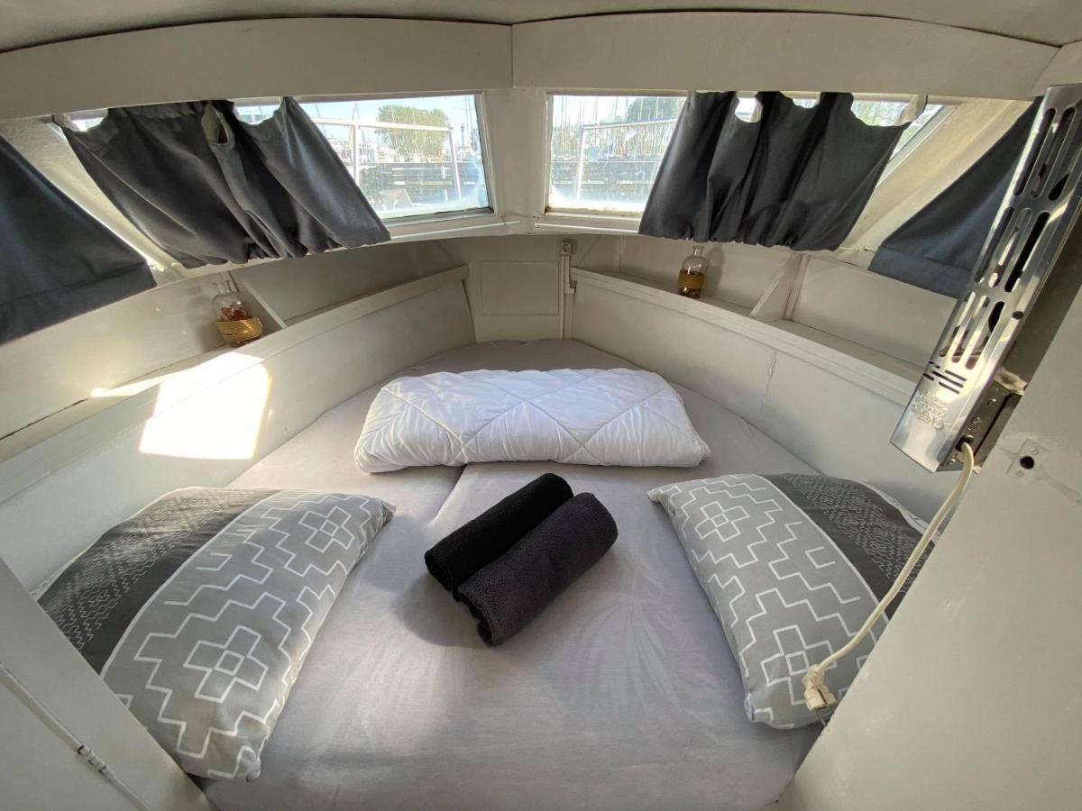 Bateau L'Etoile, Romantique, Apaisant, Ideal Pour Un Couple Уистреам Экстерьер фото