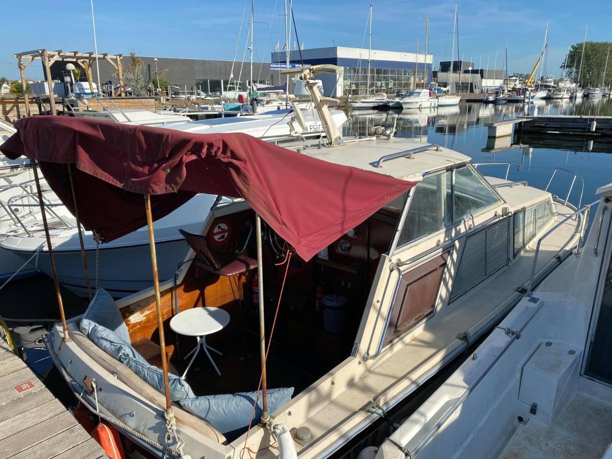 Bateau L'Etoile, Romantique, Apaisant, Ideal Pour Un Couple Уистреам Экстерьер фото